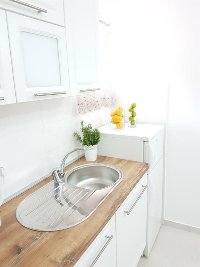 Apartmani Luka & Iva ชิเบนิก ภายนอก รูปภาพ